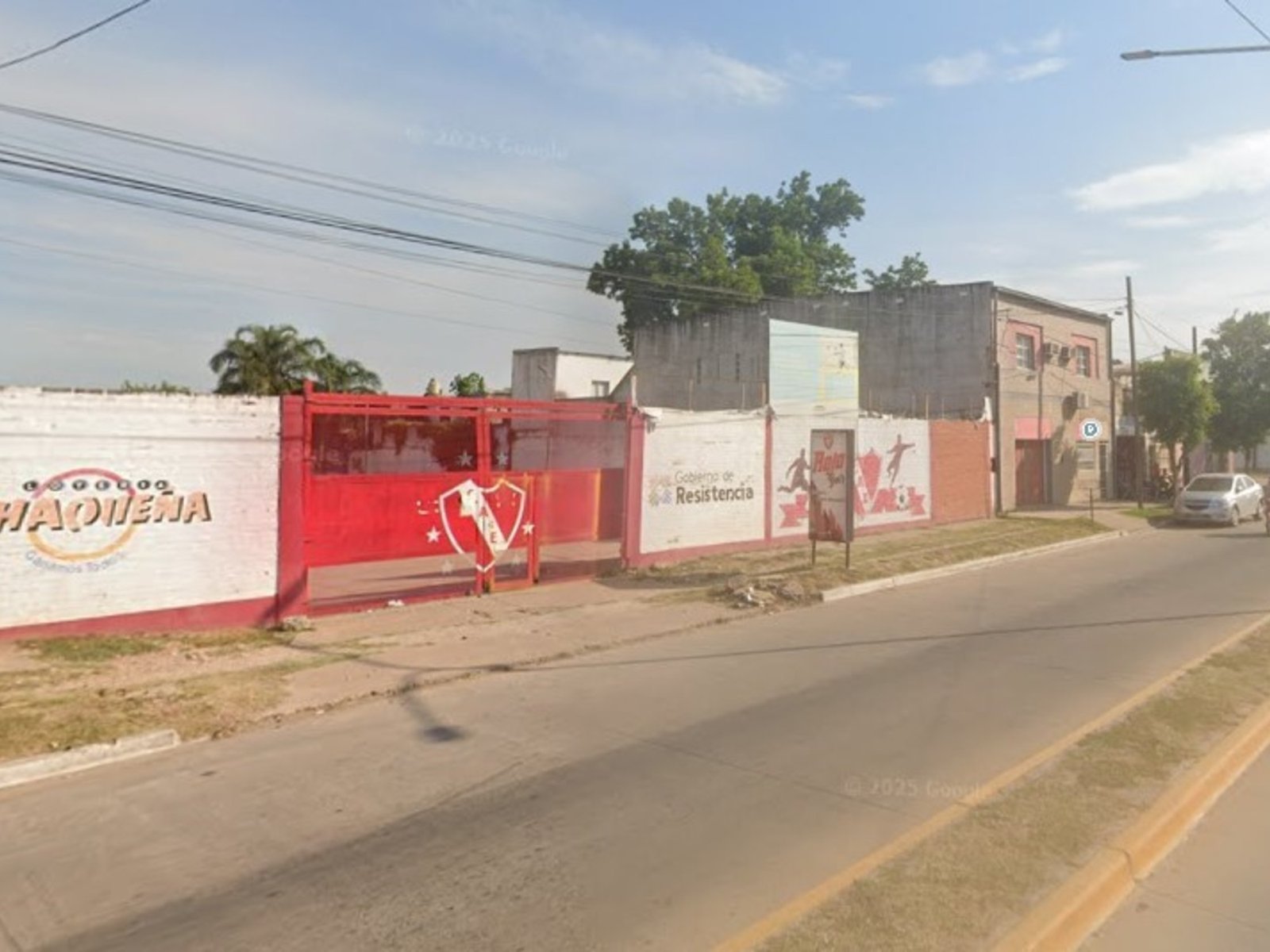 Asesinan a un joven a puñaladas en una pelea afuera del bar de un club en Chaco
