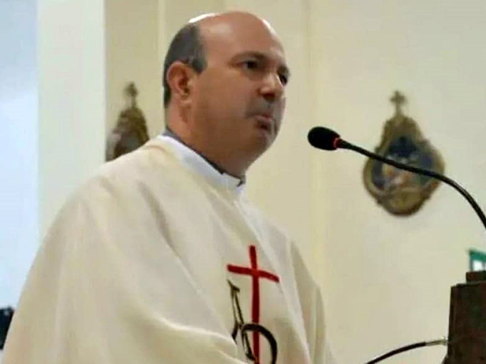 Condenaron a un sacerdote en Santa Fe por abusar de un adolescente en un campamento scout
