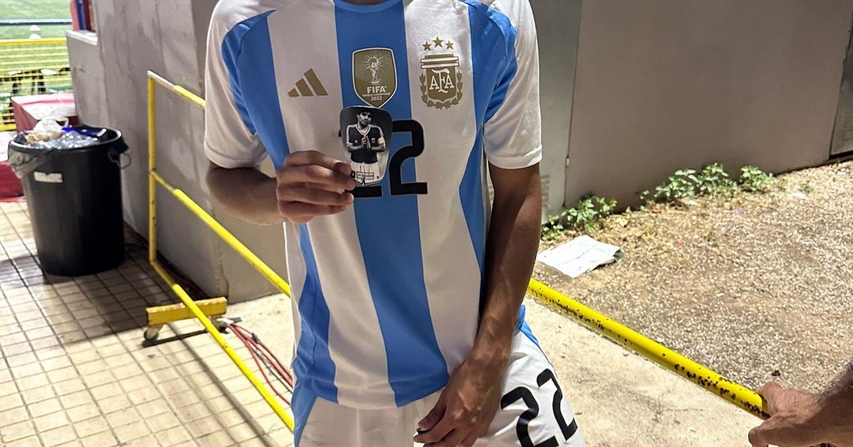 Güner, el delantero alemán convocado por Placente, habló tras la consagración en L'Alcudia: "Tengo que aprender español" y sus lazos con Argentina :: Olé