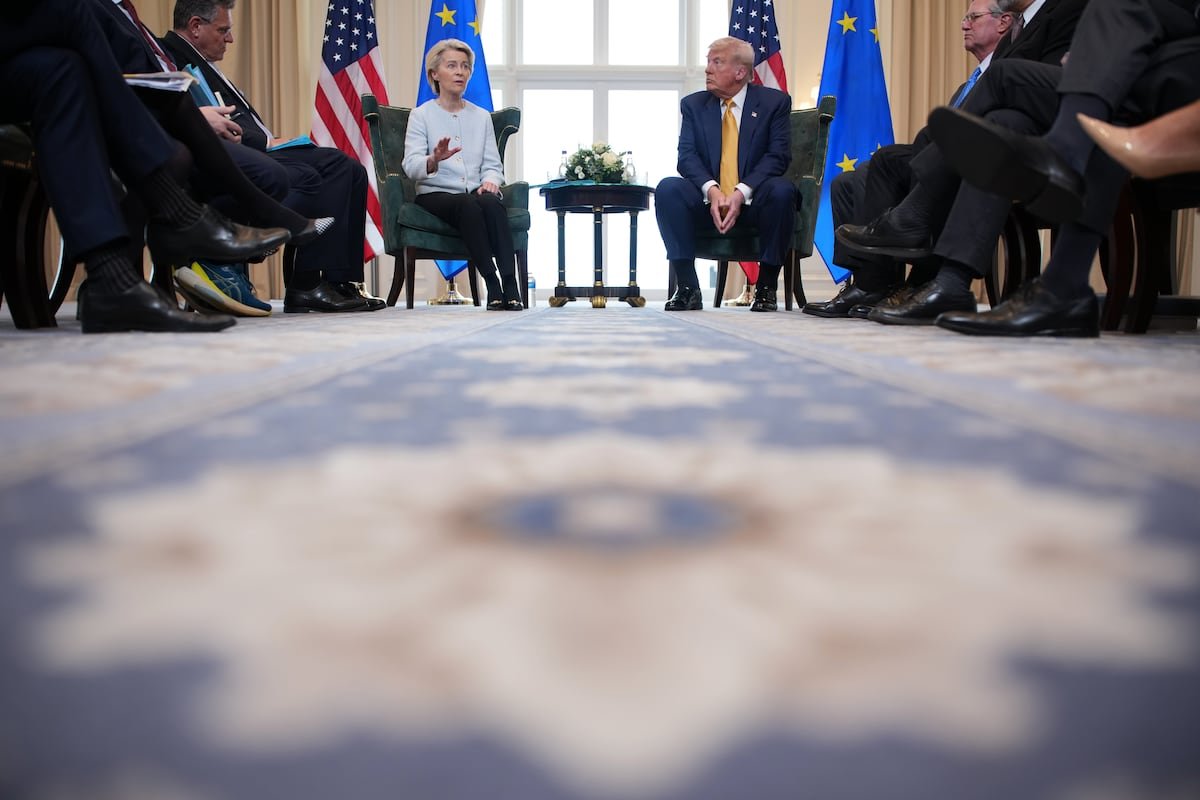 La UE se resigna a un arancel del 15% a sus exportaciones para cerrar un pacto comercial con Estados Unidos | Internacional