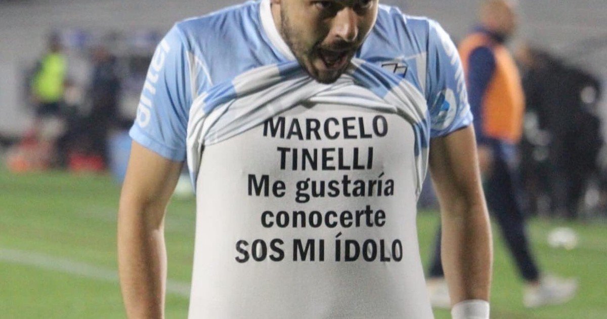 Le dedicó un gol a Marcelo Tinelli, sufrió a los haters y tuvo que cambiar la pelota por la guitarra :: Olé