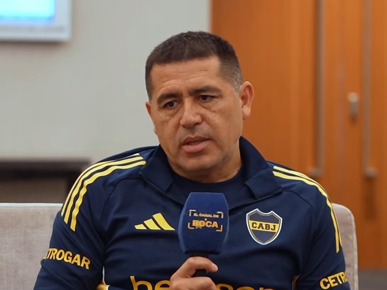 Riquelme, el máximo responsable de la crisis de Boca, según los lectores de Clarín.com