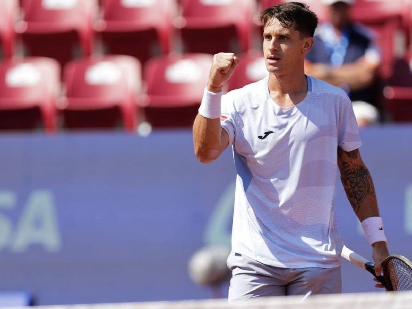 Ugo Carabelli se metió en semis del ATP 250 de Umag y se garantizó un lugar en el top 50