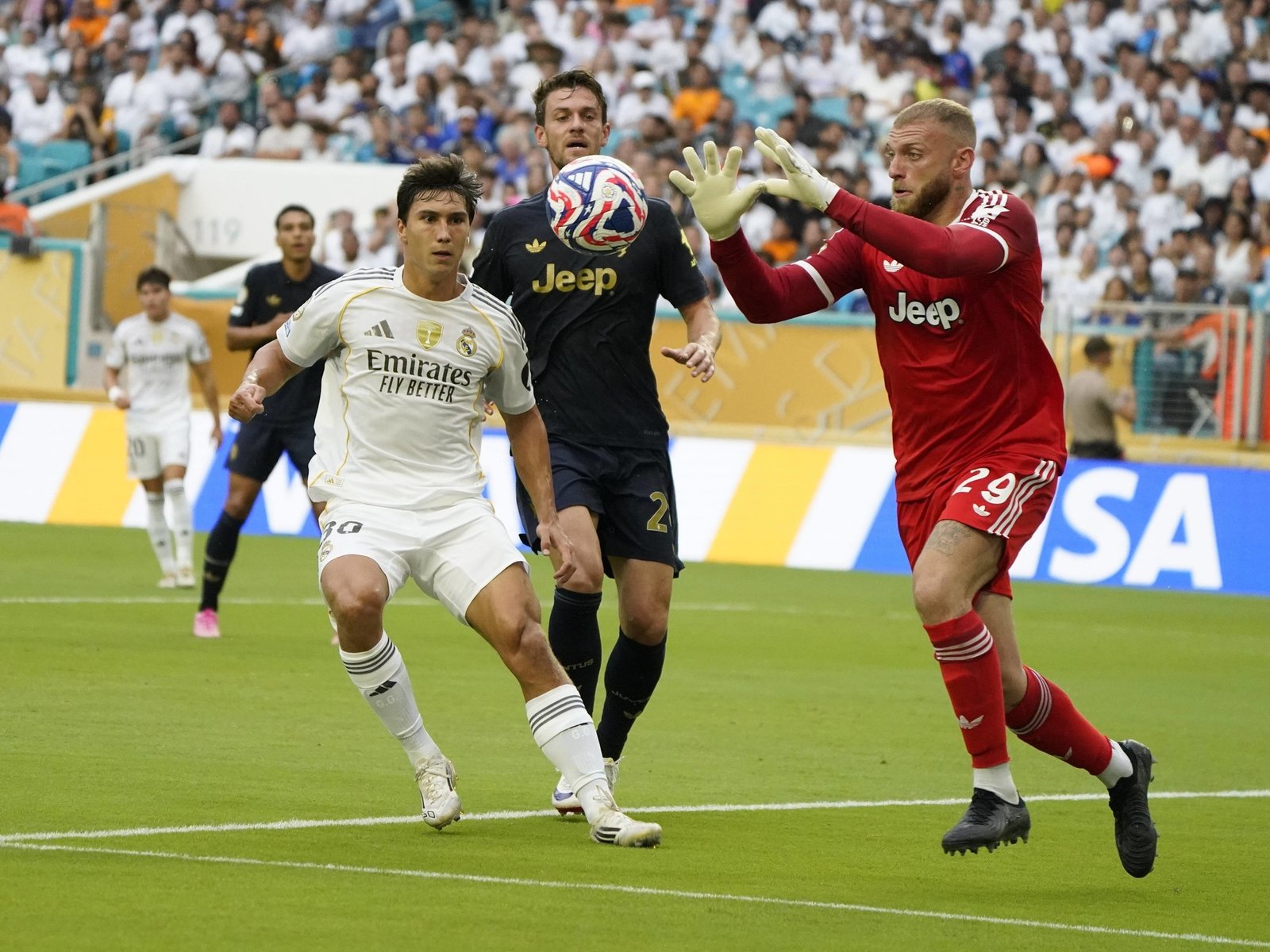 el cabezazo de Gonzalo García eliminó a la Juventus del Mundial de Clubes