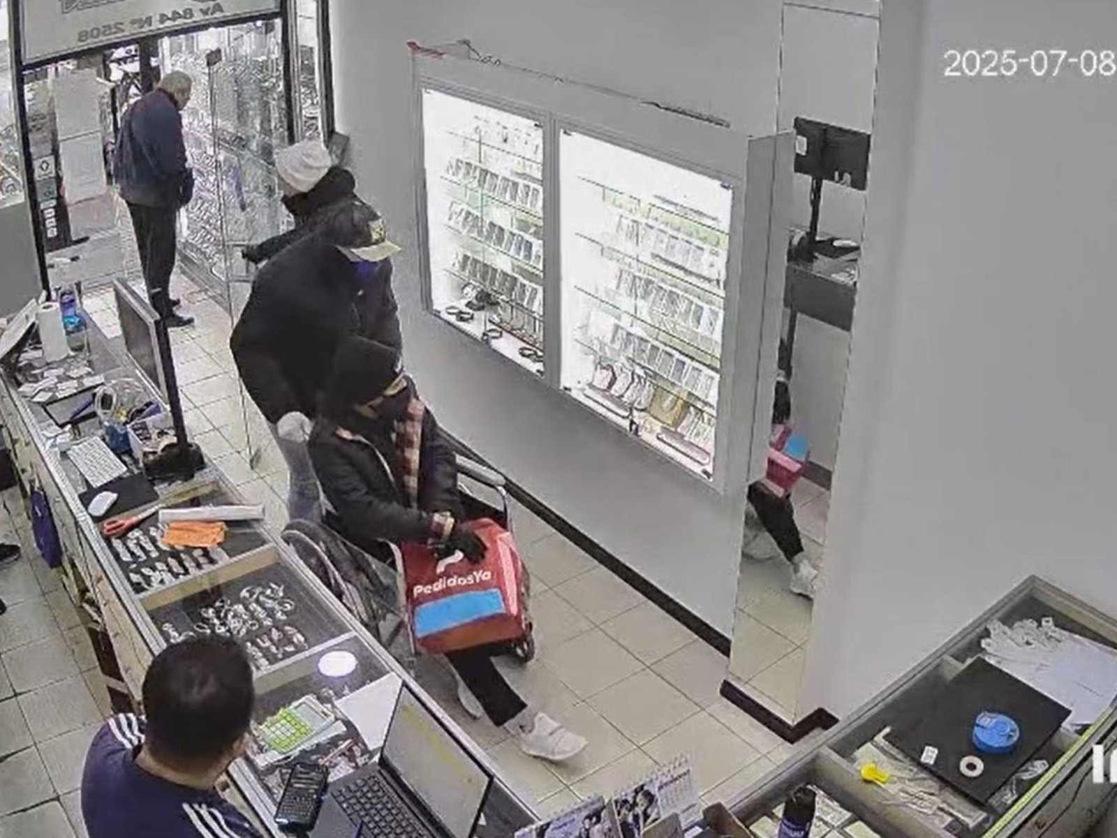 el increíble robo de un minuto en una joyería