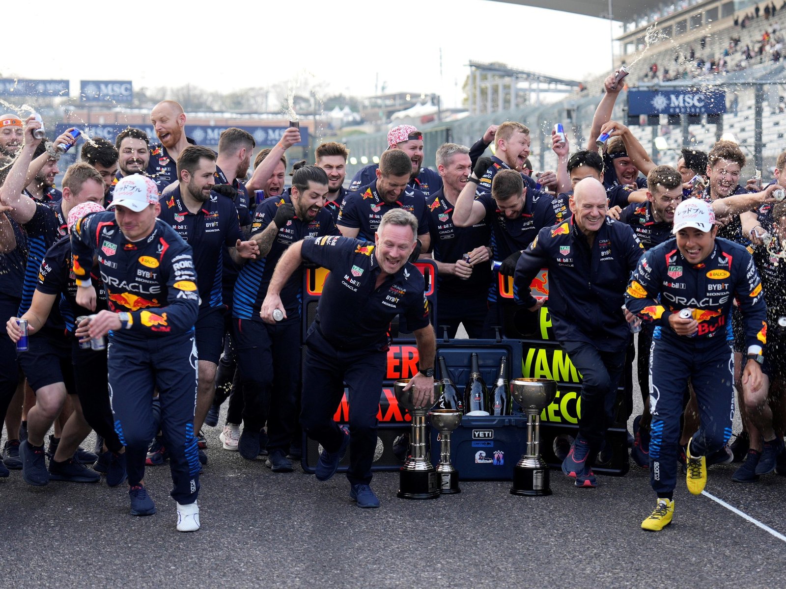 su fundador murió, su único jefe de equipo fue echado y ahora podría perder a su mejor piloto