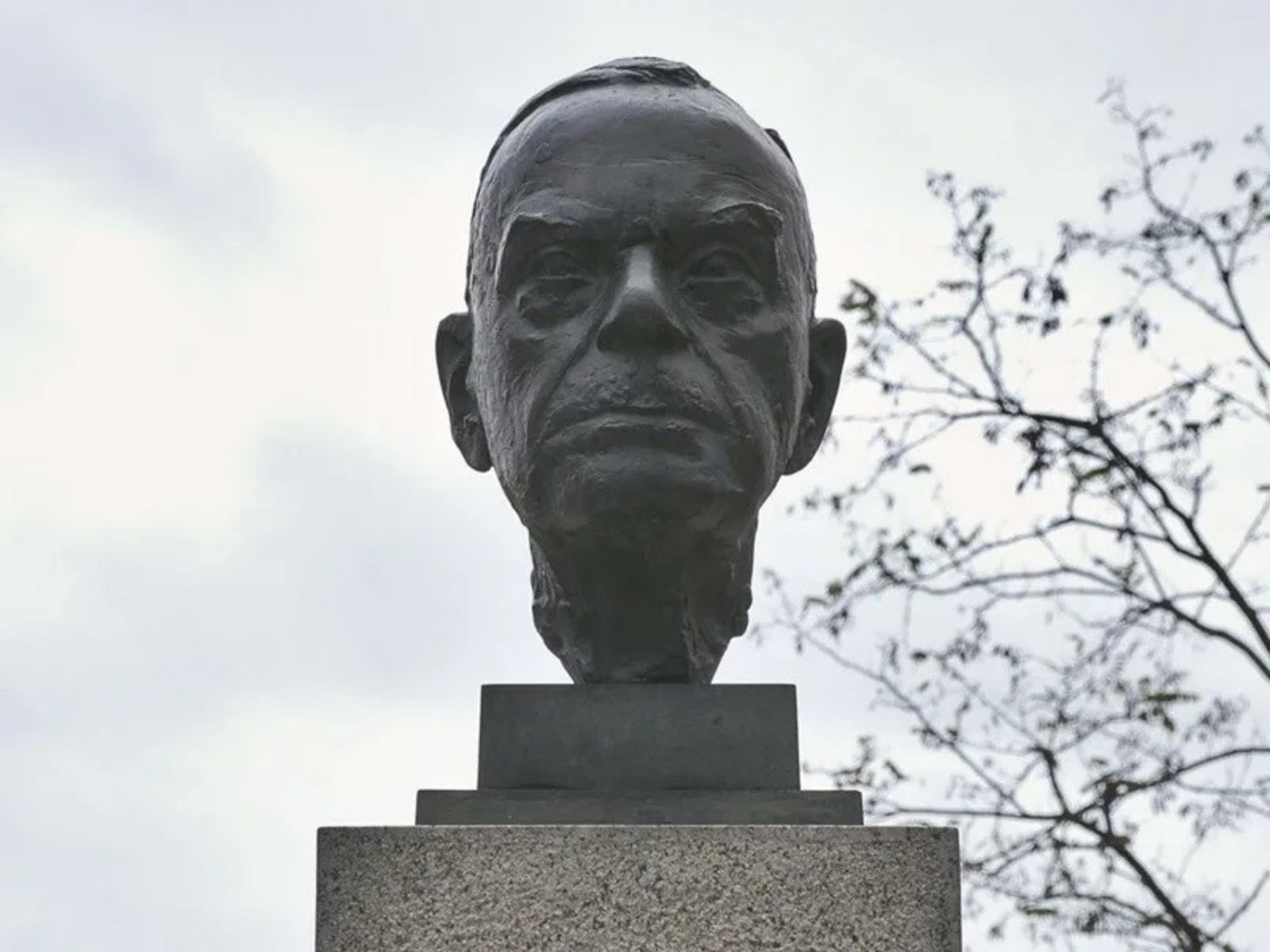 A 70 años de su muerte, nuevas publicaciones revelan su lucha contra el nazismo