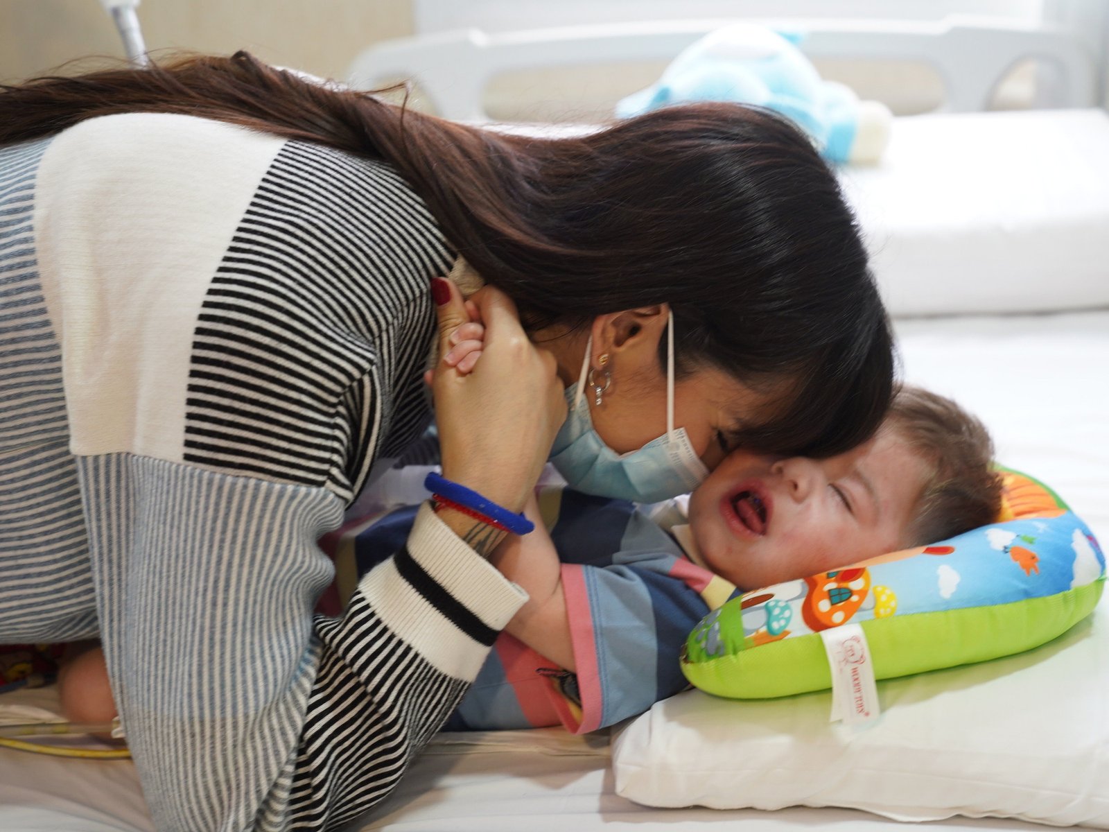 A un mes y medio del trasplante, Felipe sorprende a los médicos y está por irse de alta del hospital