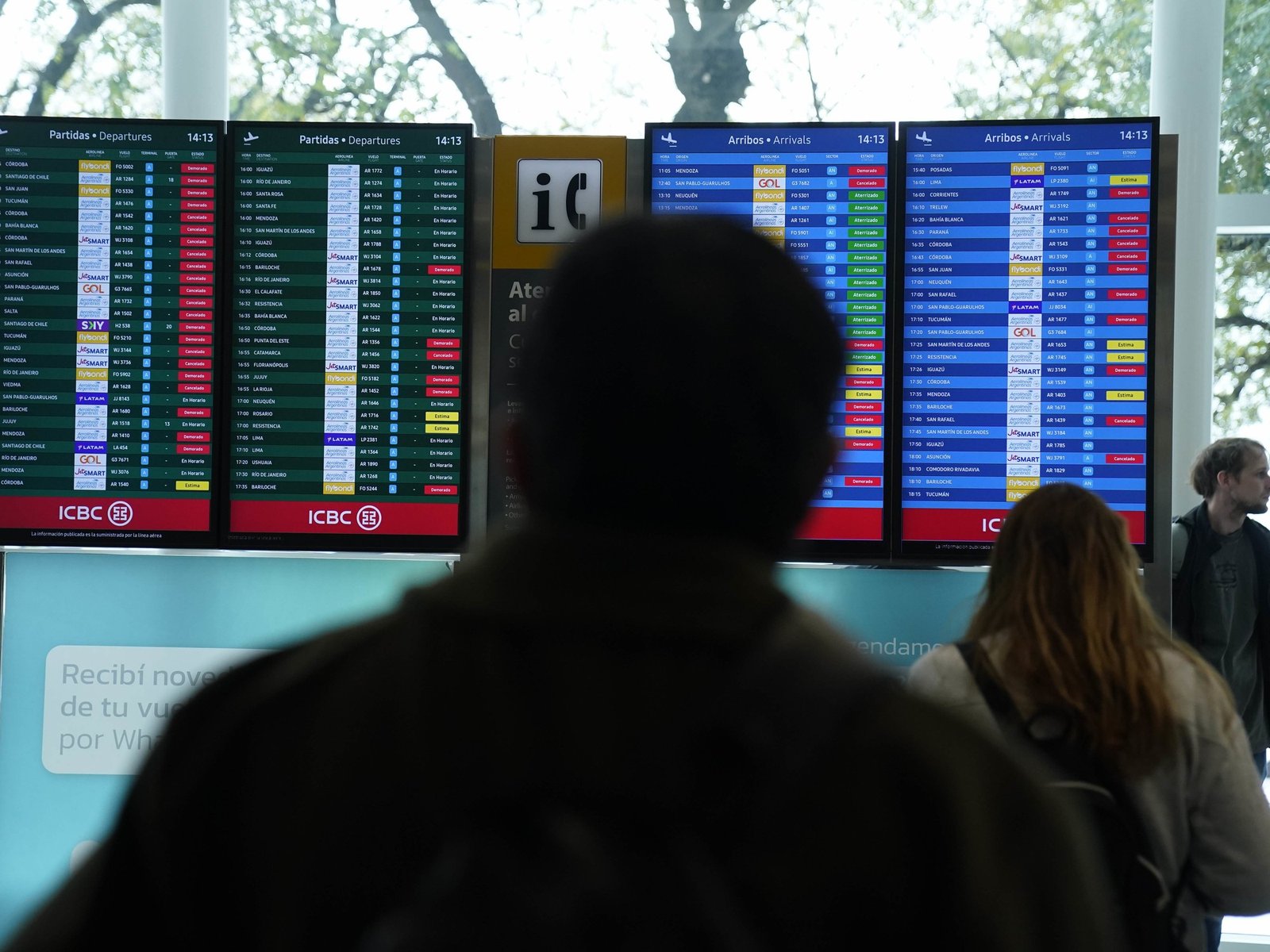 Aerolíneas Argentinas advierte otro día de complicaciones con sus vuelos