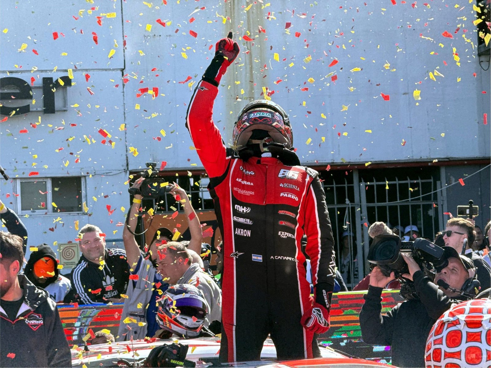 Agustín Canapino se la jugó en el relanzamiento, ganó el TC en Buenos Aires y empieza como líder la Copa de Oro