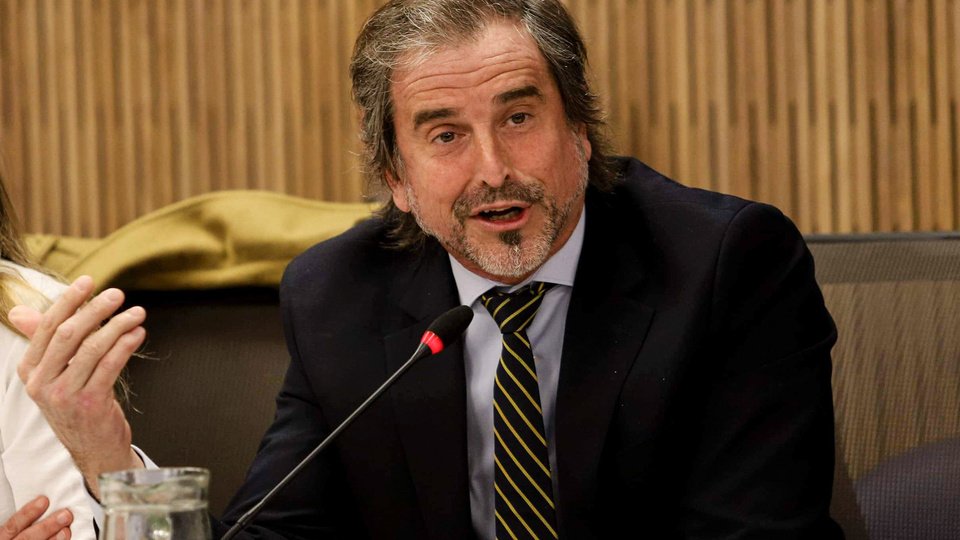 Benegas Lynch dio a entender que los votos de los diputados dialoguistas se negociaron por lugares en las listas del oficialismo | Aseguró que hubo chantaje en la sesión del miércoles pasado