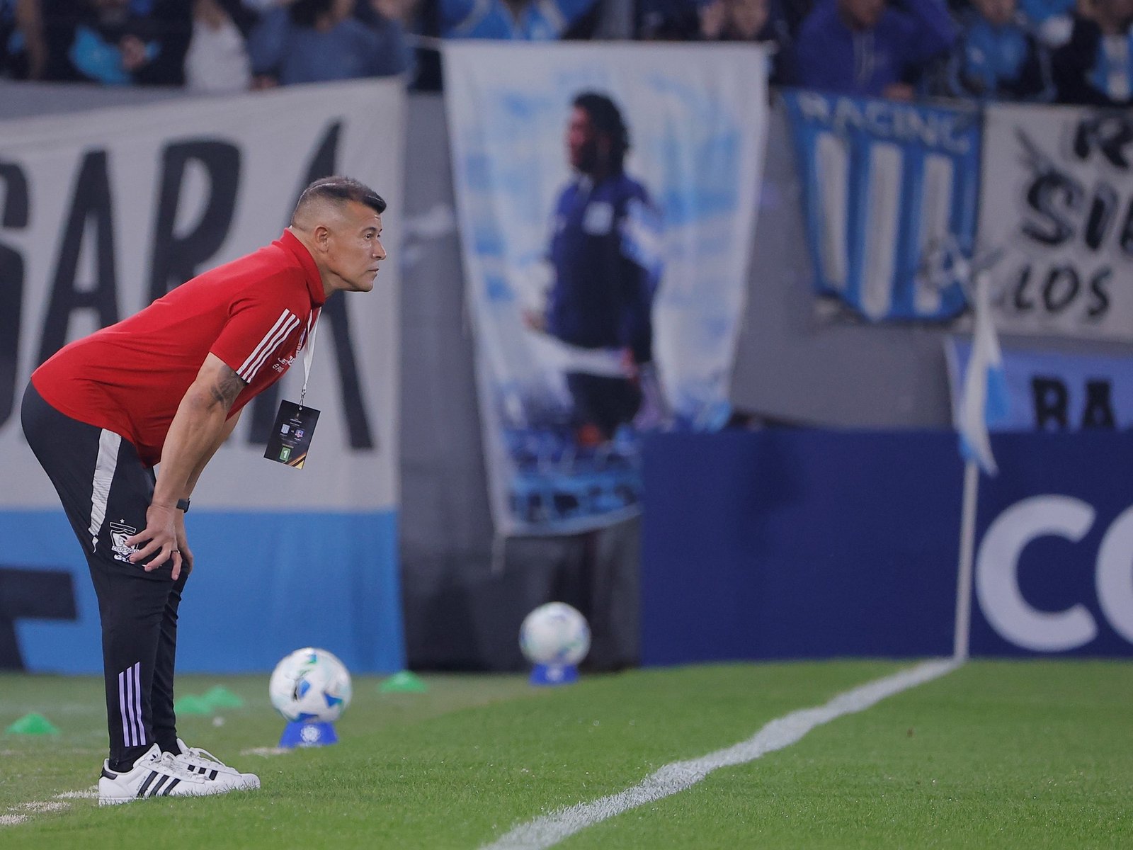 Confirmado: Almirón afuera de Colo Colo :: Olé