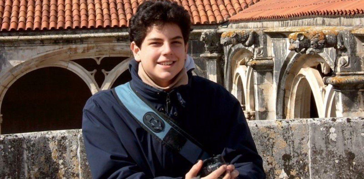 Construyen en Mendoza la primera capilla del mundo para Carlo Acutis, el “influencer de Dios”