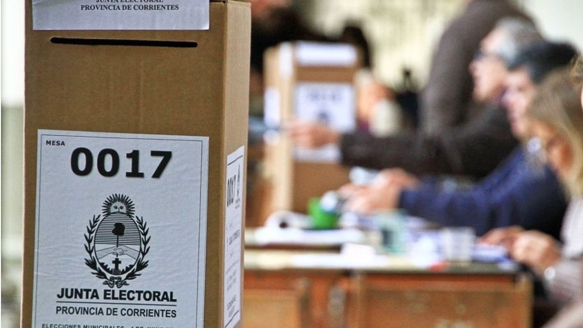 Corrientes va a las urnas: los datos clave de las elecciones con 950 mil votantes y 338 escuelas habilitadas