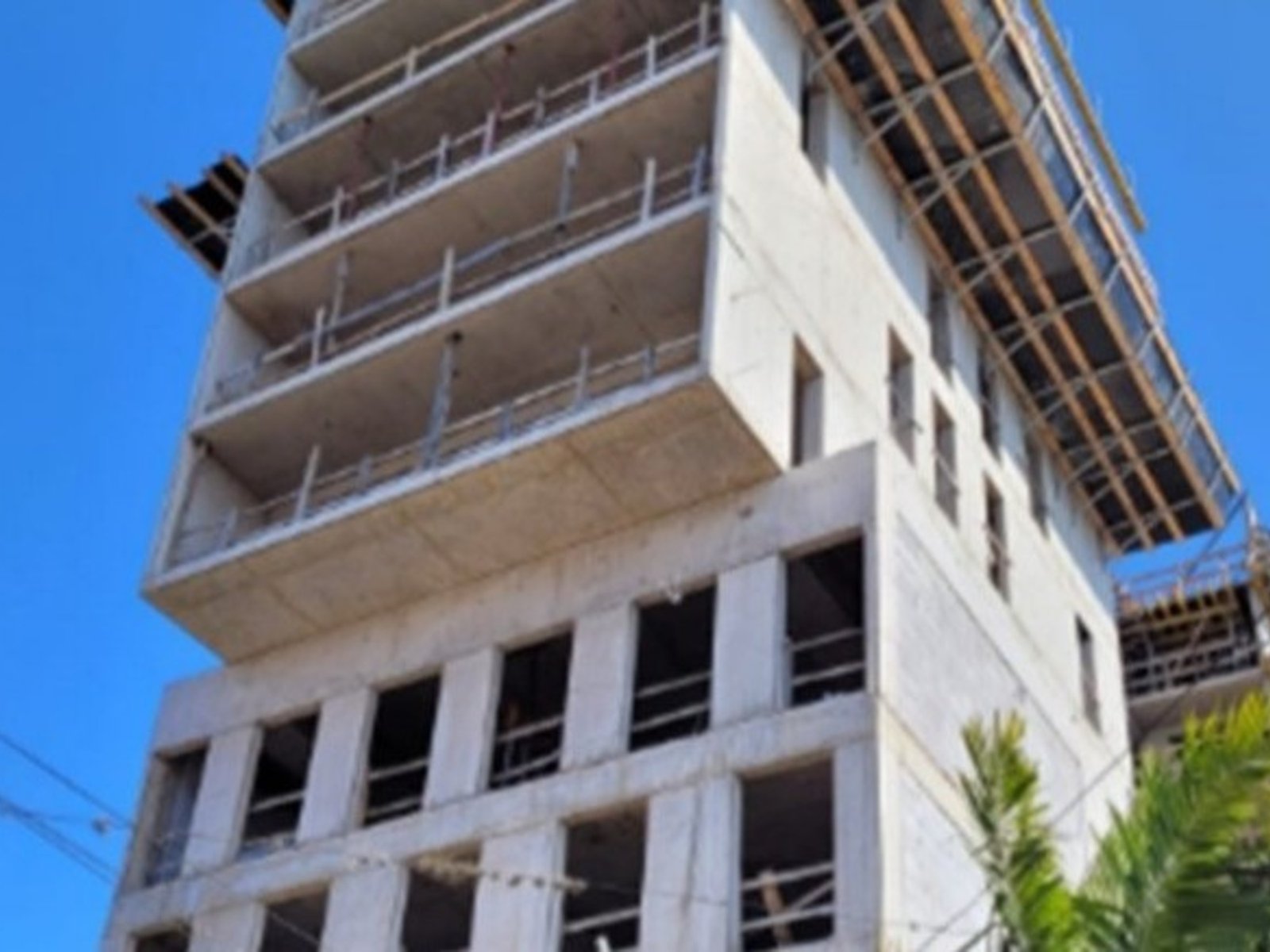 Cuatro muertos al caer el montacargas de una obra en construcción en Santa Fe