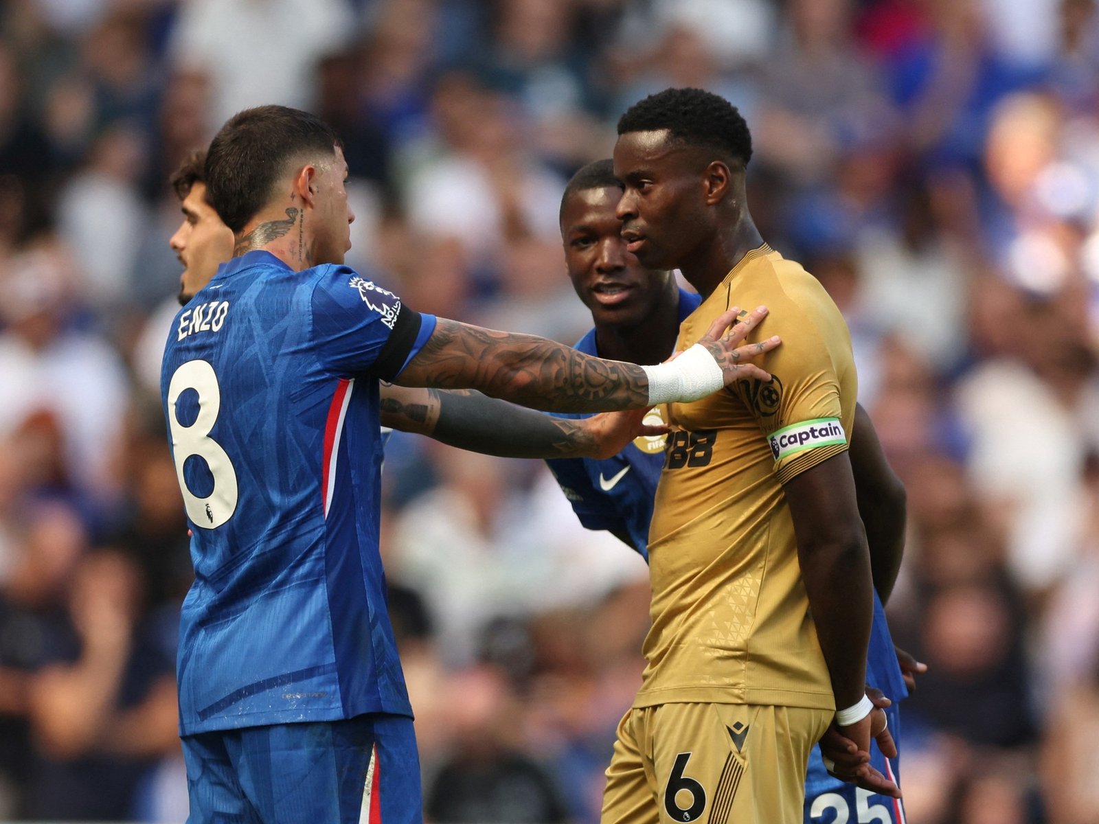 El Chelsea de Enzo Fernández no pudo con el sólido Crystal Palace que se quedó con el grito de gol atragantado por culpa de un polémico VAR