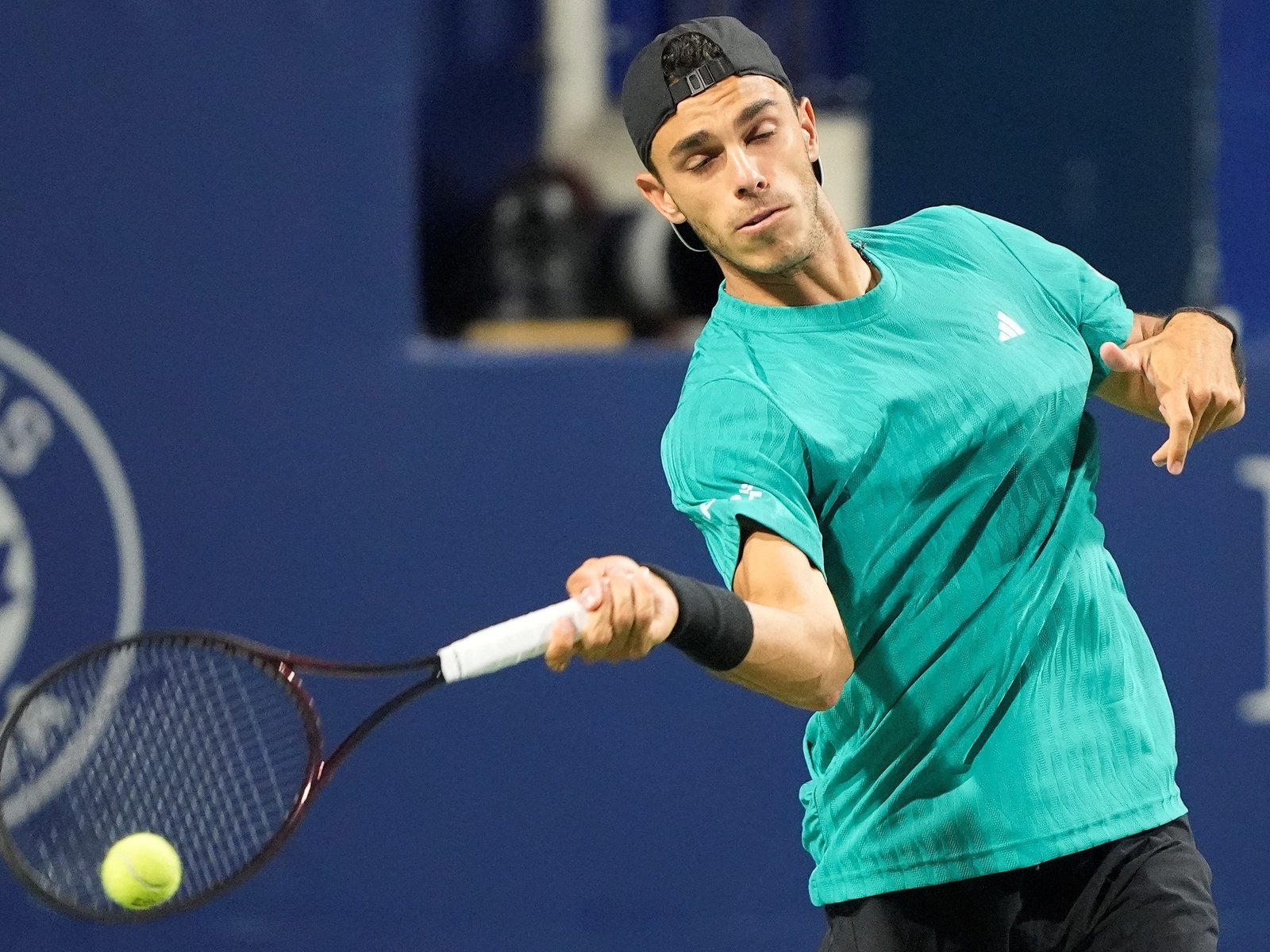 Francisco Cerúndolo abandonó por tercera vez en su carrera y Zverev rompió el maleficio para seguir en el Masters 1000 de Toronto