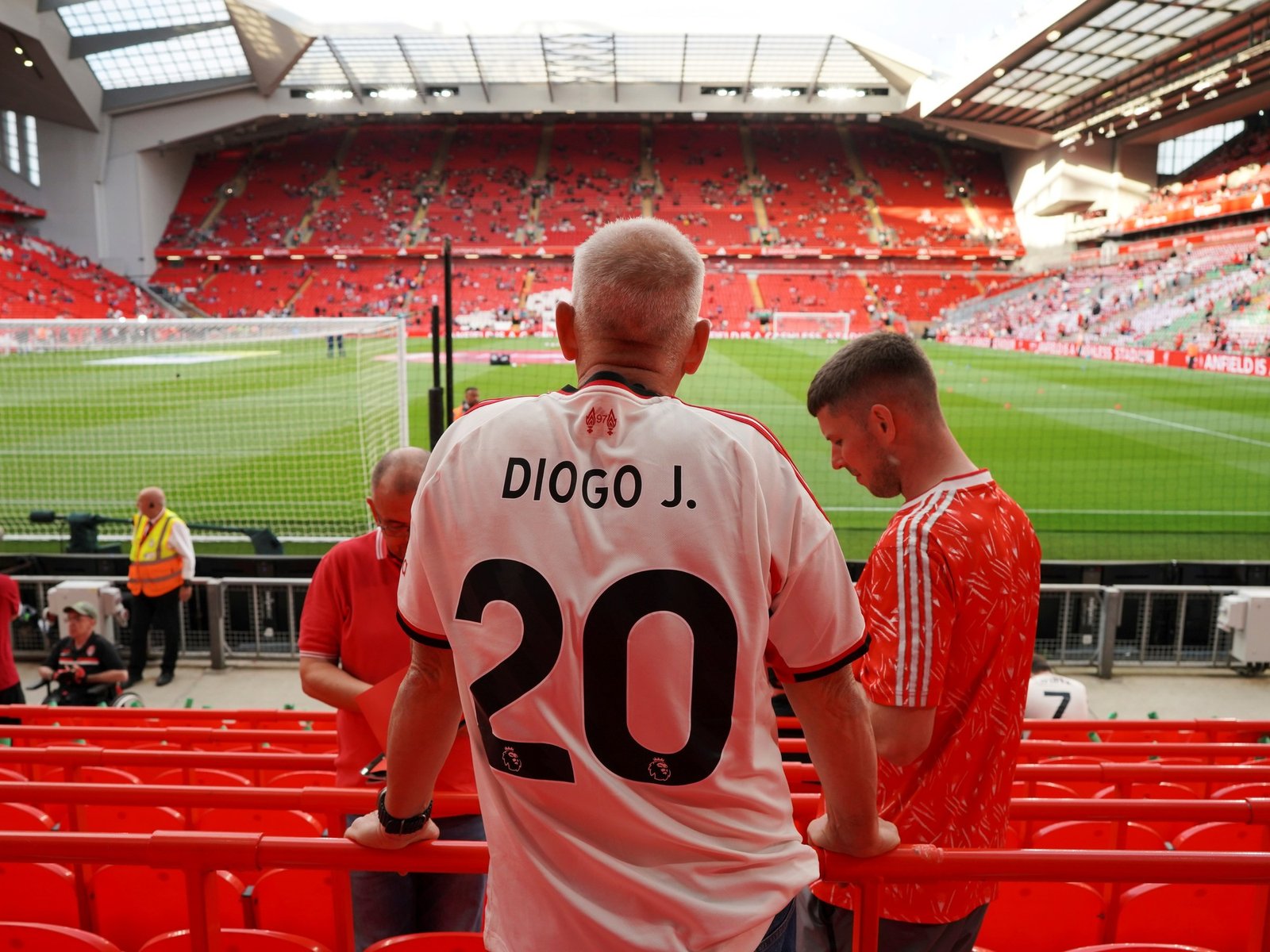 Liverpool recibe a Bournemouth en el arranque de la Premier League con el triste recuerdo de Diego Jota y el dolor presente en cada rincón de Anfield