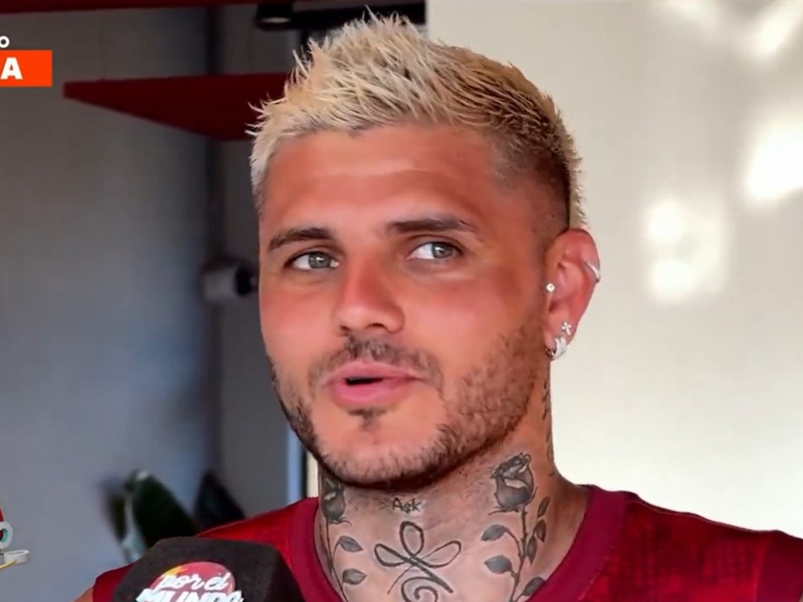 Mauro Icardi le tiró un cabezazo a un hincha