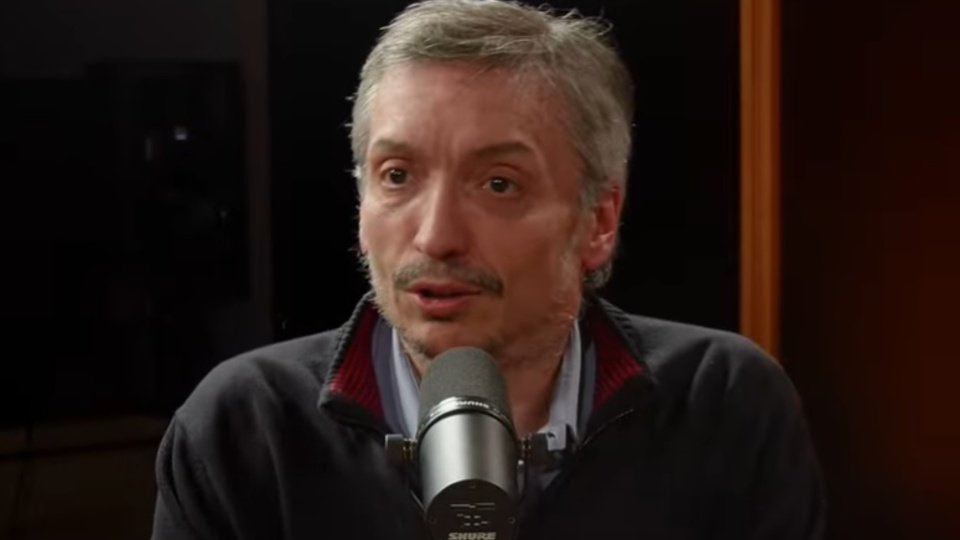 Máximo le contestó a Caputo: "Es un matón de internet que se contagió del Presidente" | El ministro había culpado al kirchnerismo por la suba del dólar