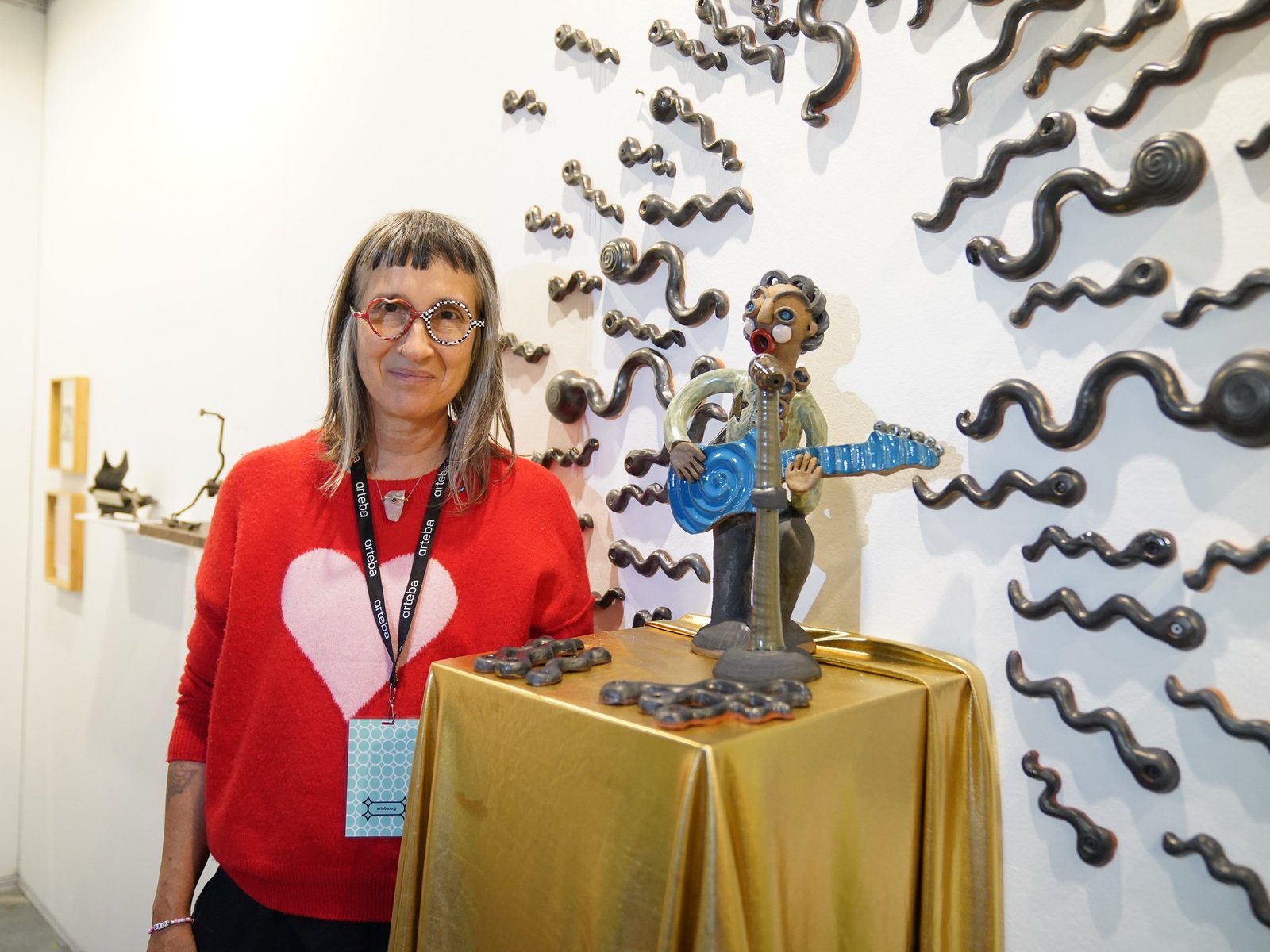 Mon Laferte y Andrea Echeverri muestran su obra visual en arteba 2025