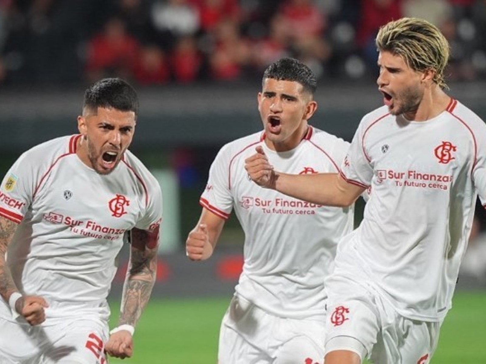 Newell’s sufrió otro duro golpe ante Barracas Central, que se llevó el triunfo con un polémico penal de VAR