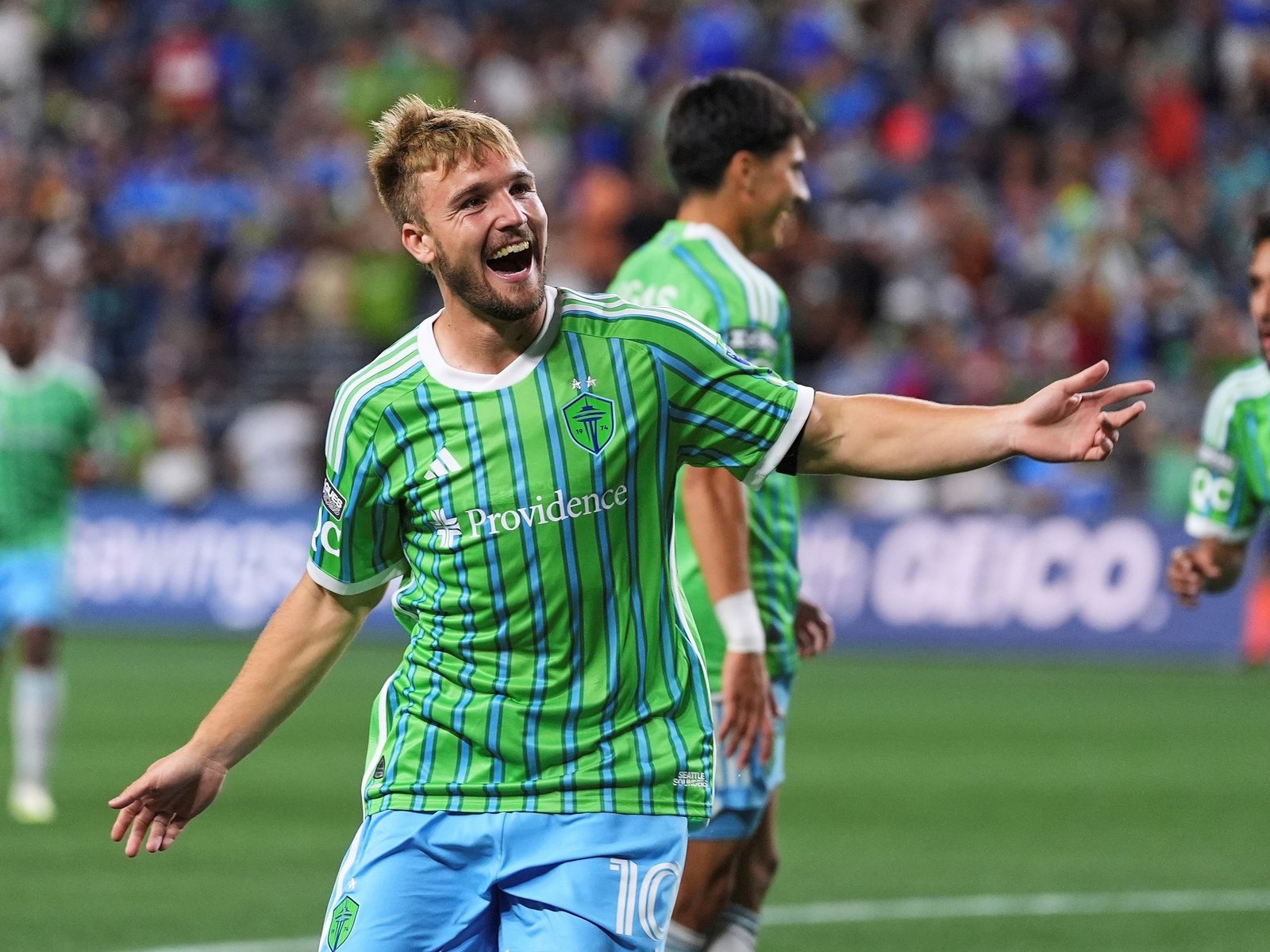 Pepo De la Vega marcó un golazo en el 7-0 de Seattle Sounders sobre Cruz Azul que va directo al Puskas