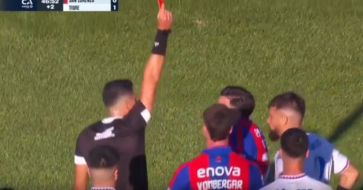 Por dos amarillas en menos de diez minutos, Cuello se fue expulsado en el primer tiempo del San Lorenzo-Tigre :: Olé