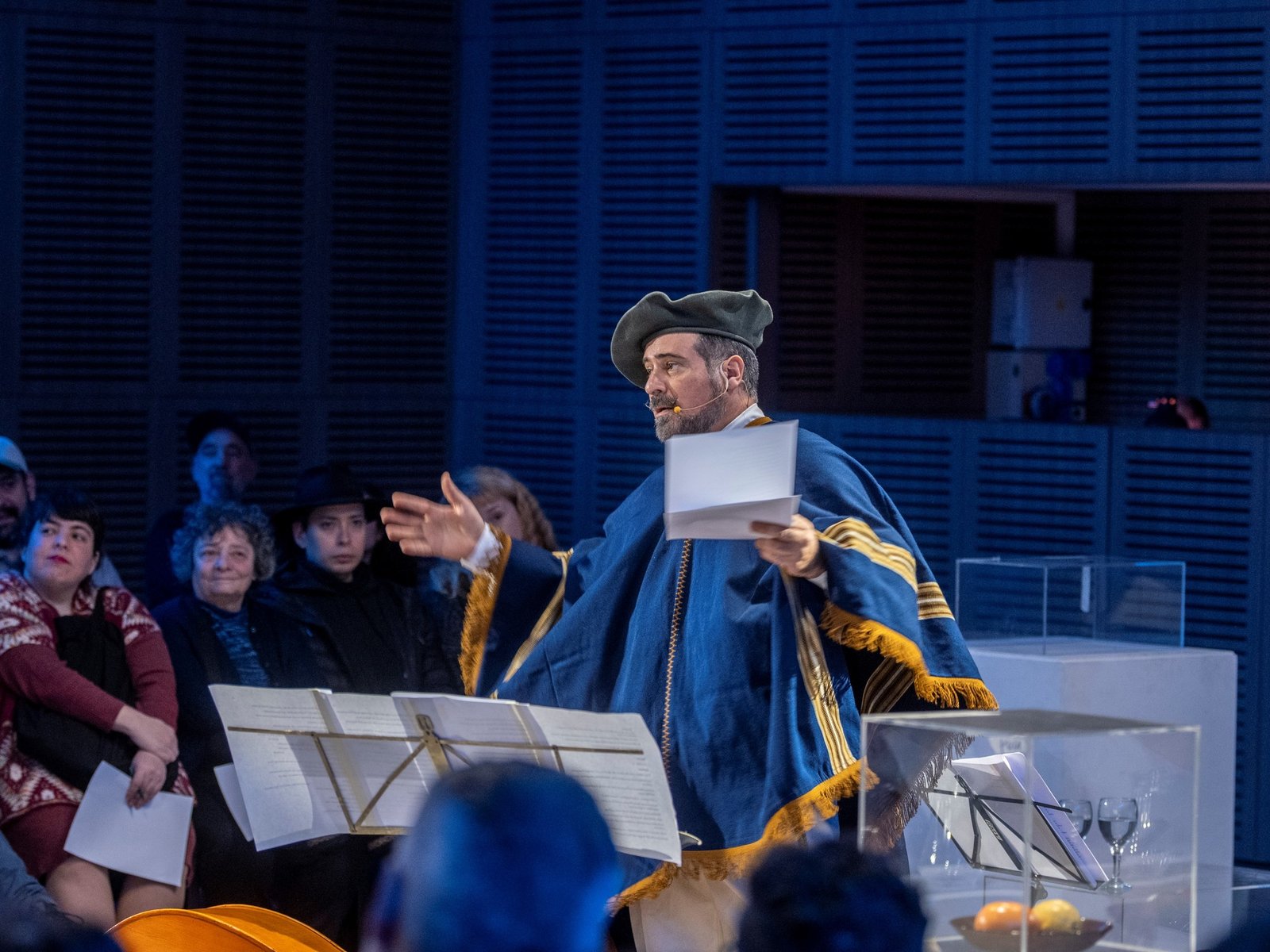 Rafael Spregelburd vuelve al Museo Moderno con una pieza en torno a Rafael Squirru