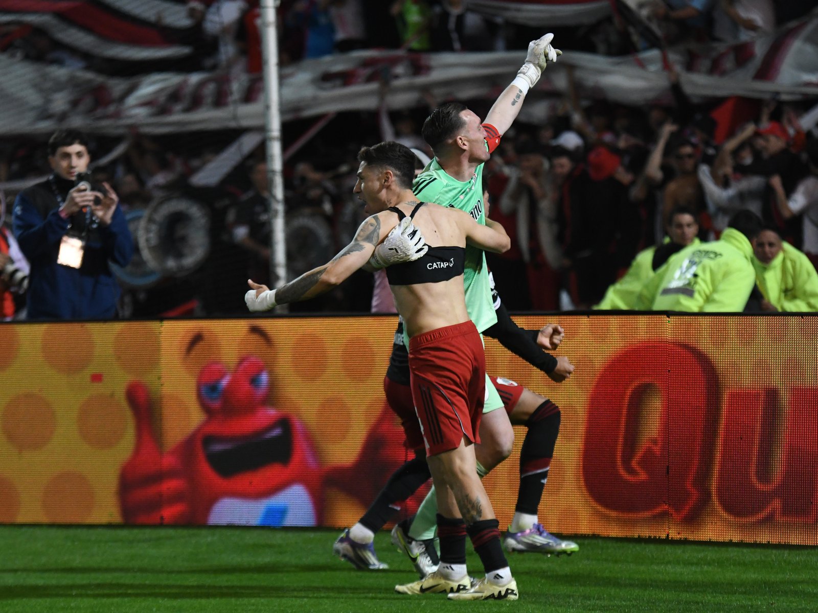 River no convence pero avanza y necesitó otra vez de un Armani colosal para ganarle por penales a Unión por la Copa Argentina