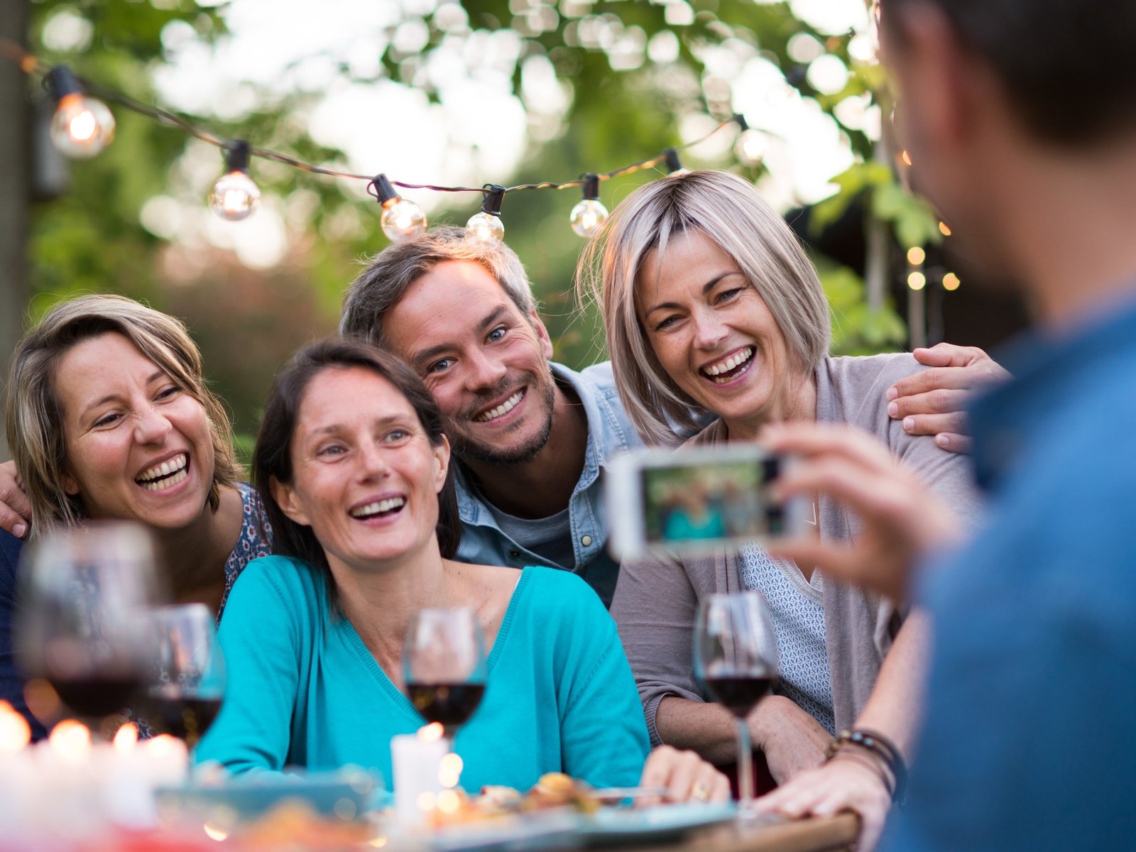 cinco cosas que diferencian al adulto de antes con el de ahora según el Indec