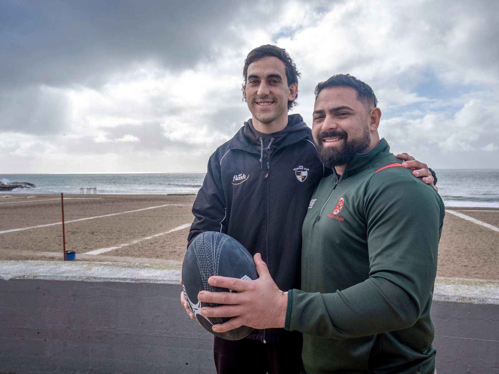 eran rivales, le salvó la vida en un partido de rugby y se volvieron a reunir con la guinda de por medio