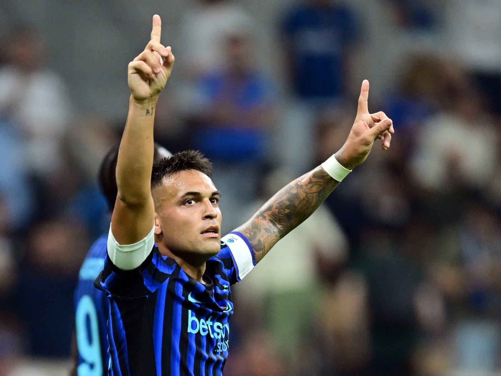 gol autogestionado y asistencia para el 5-0 de Inter que aplastó al Torino