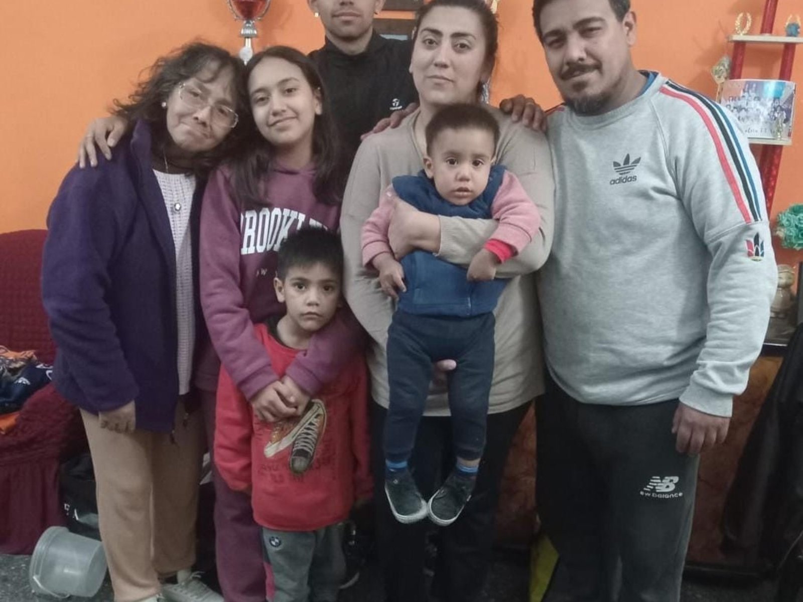 la historia de una familia que perdió su casa en minutos y lucha por volver a empezar