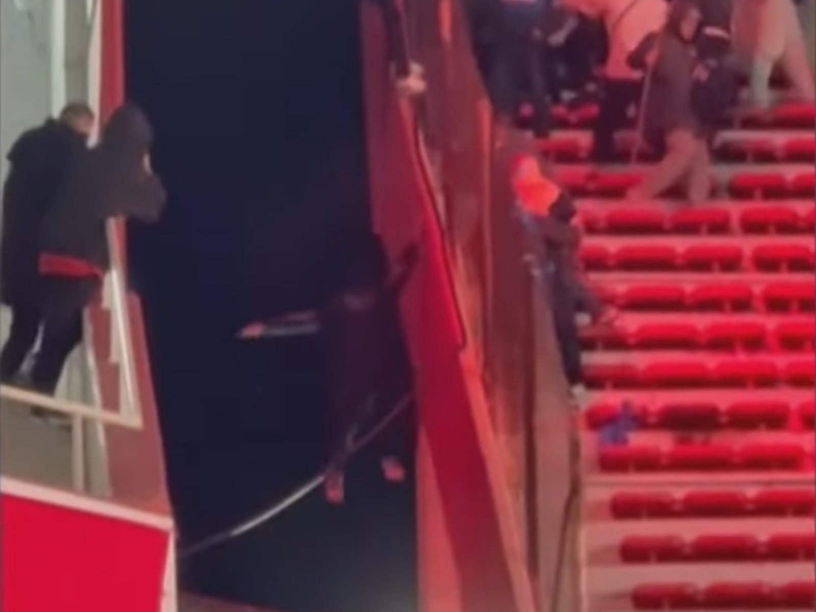 nuevos allanamientos en la búsqueda de ocho barrabravas