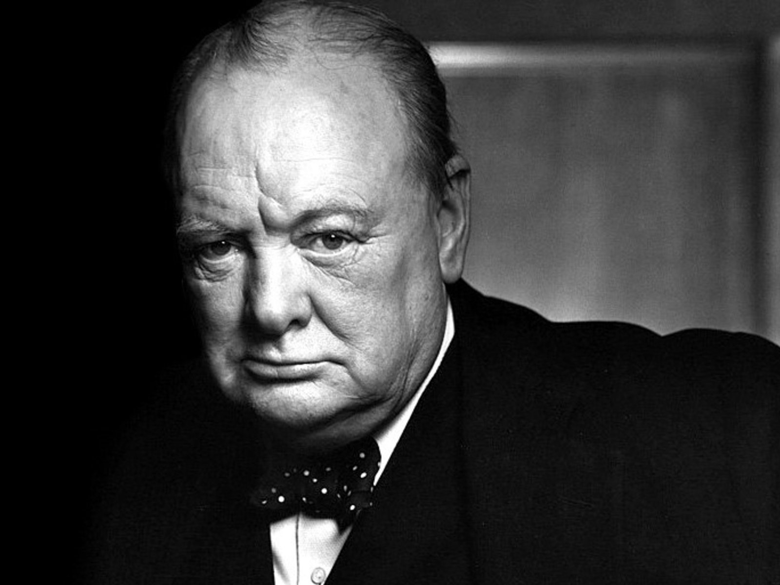 80 años, 80 personajes
Los protagonistas que marcaron época retratados por grandes protagonistas