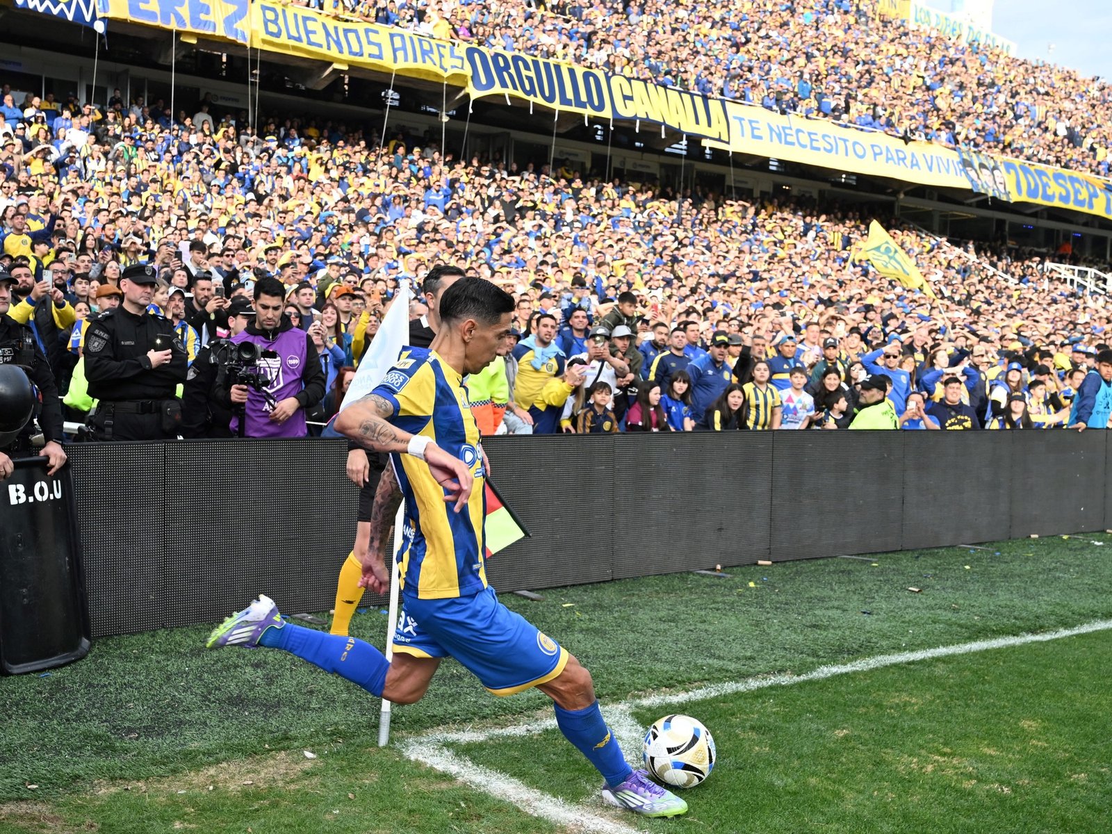 A Angel Di María le salen todas y logró otra vez lo que no puede Messi: golazo olímpico ante Boca