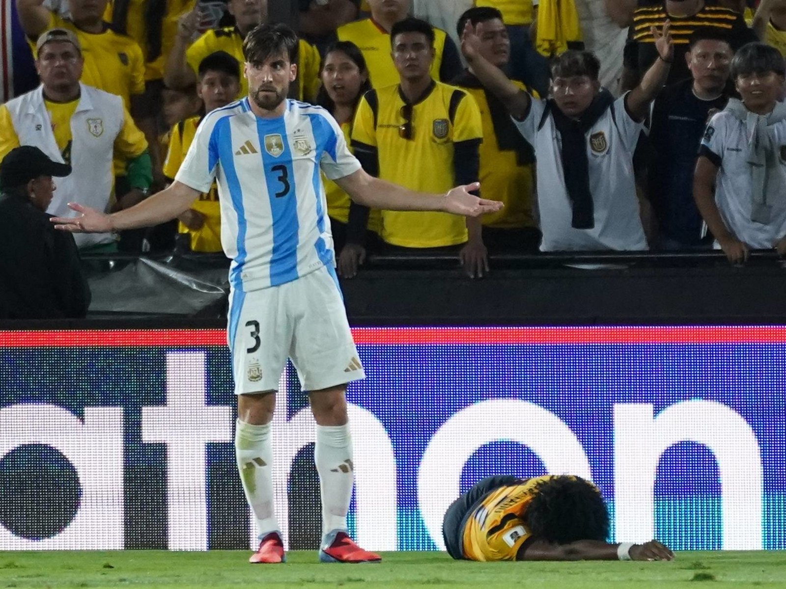 “Afuera del área no era ni revisable”