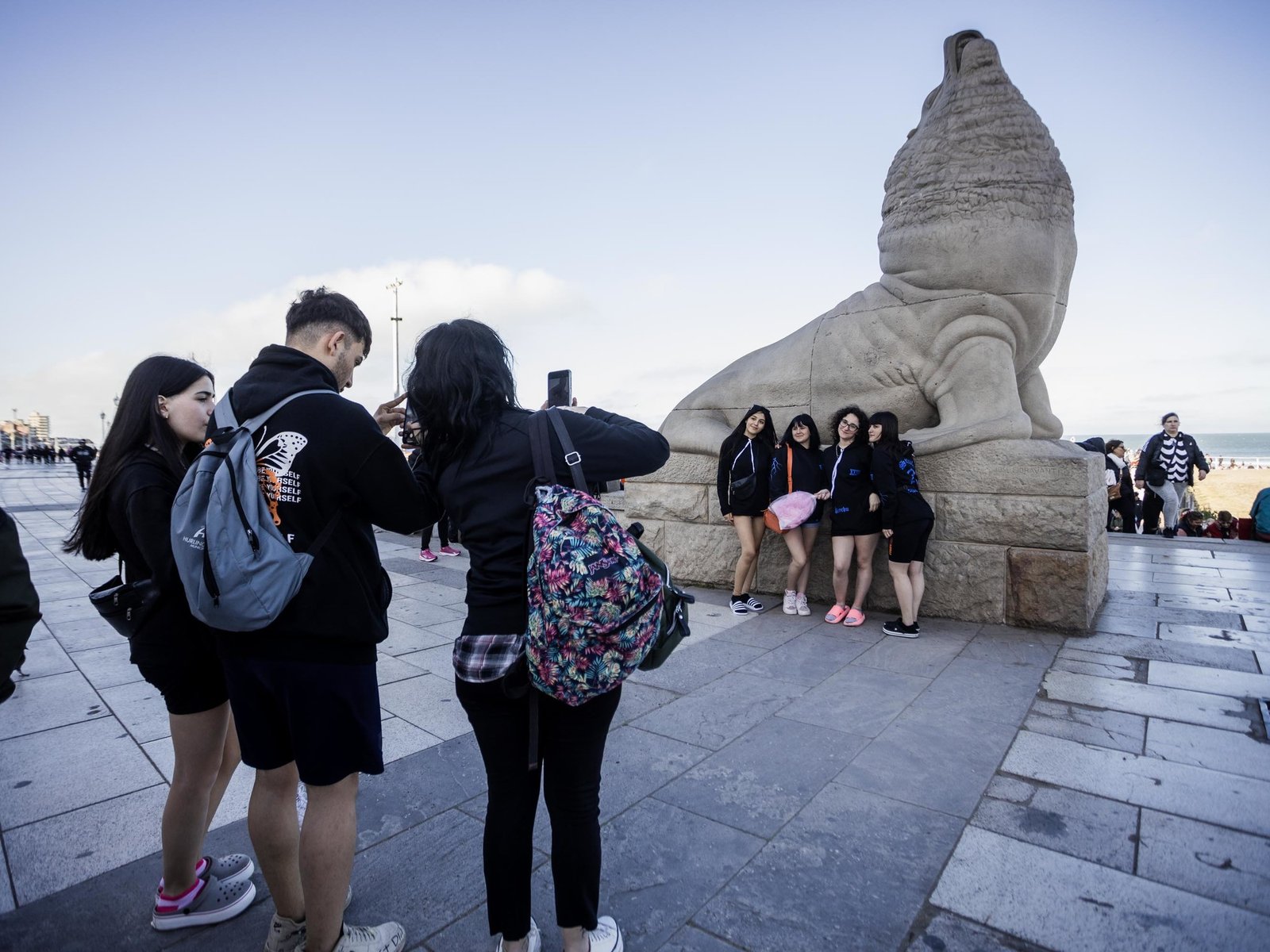 El feriado del Día de la Diversidad Cultural se traslada a un viernes y habrá fin de semana largo en octubre