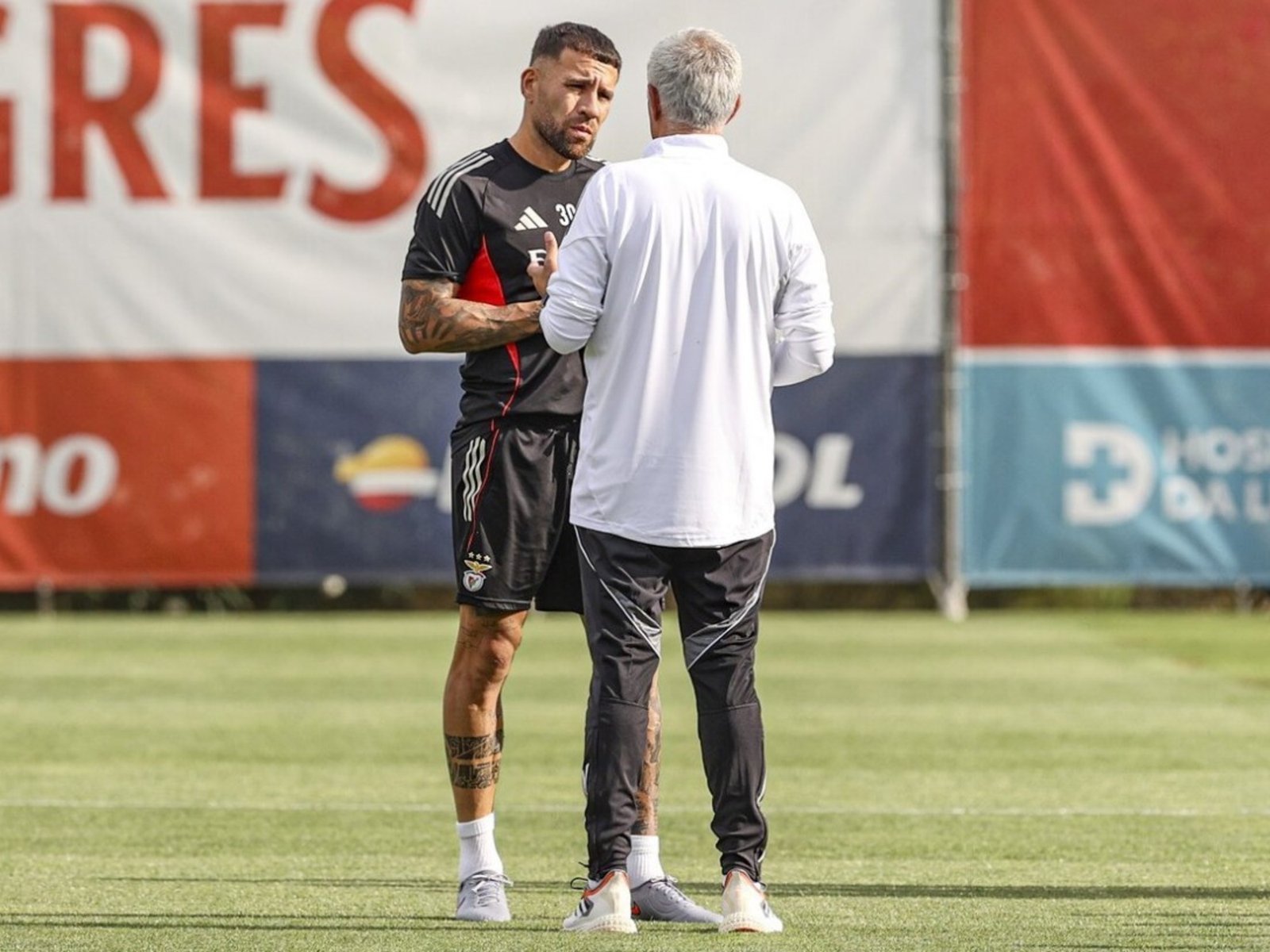 El tremendo elogio de Mourinho a Otamendi: “Un verdadero capitán” :: Olé