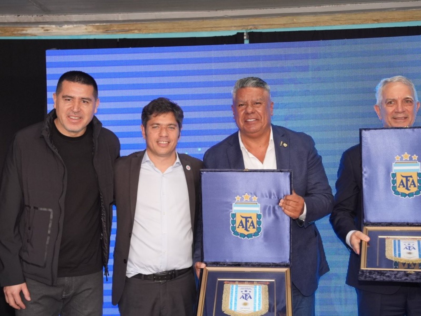 En un acto con Kicillof, la AFA tomó posesión del Estadio Único de La Plata y Chiqui Tapia anunció que será la nueva casa de la Selección