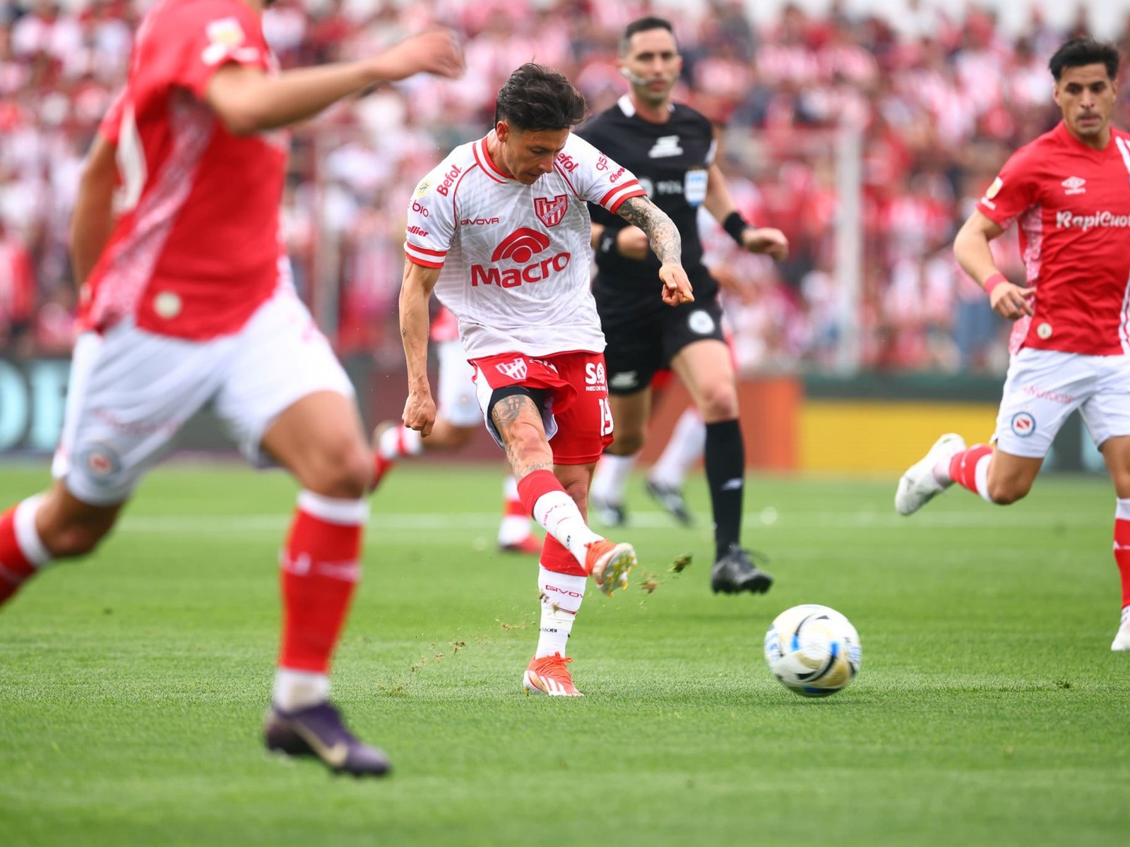 Instituto vs Lanús, por el Torneo Clausura 2025: minuto a minuto, en directo