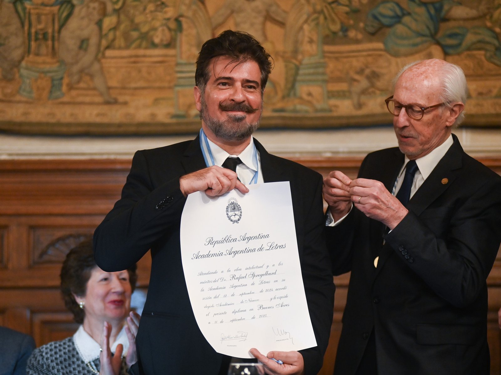 La Academia Argentina de Letras sumó a Rafael Spregelburd, referente del teatro argentino