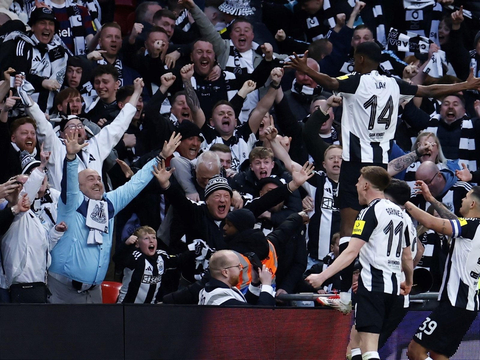 La Premier League gastó 3000 millones de euros y cerró un mercado de pases récord: la transferencia top y quiénes son los integrantes del Big Six