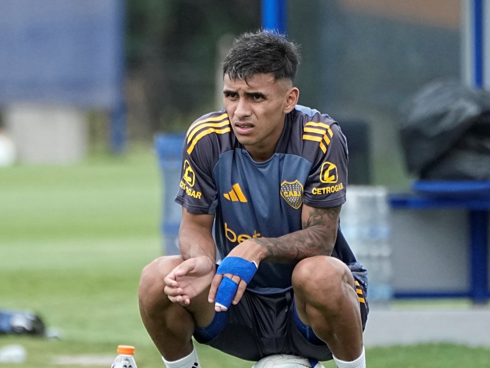 Milton Delgado y una confirmación que lo aleja más de pelear por un puesto en Boca :: Olé