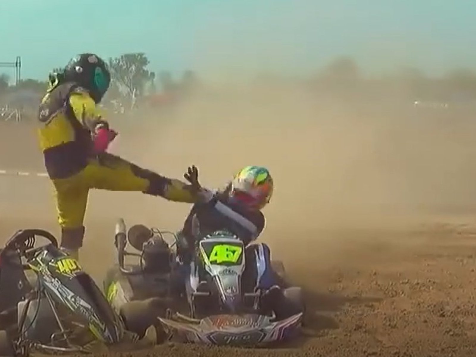 Piñas y patadas entre pilotos por un despiste en una carrera de karting en Chaco