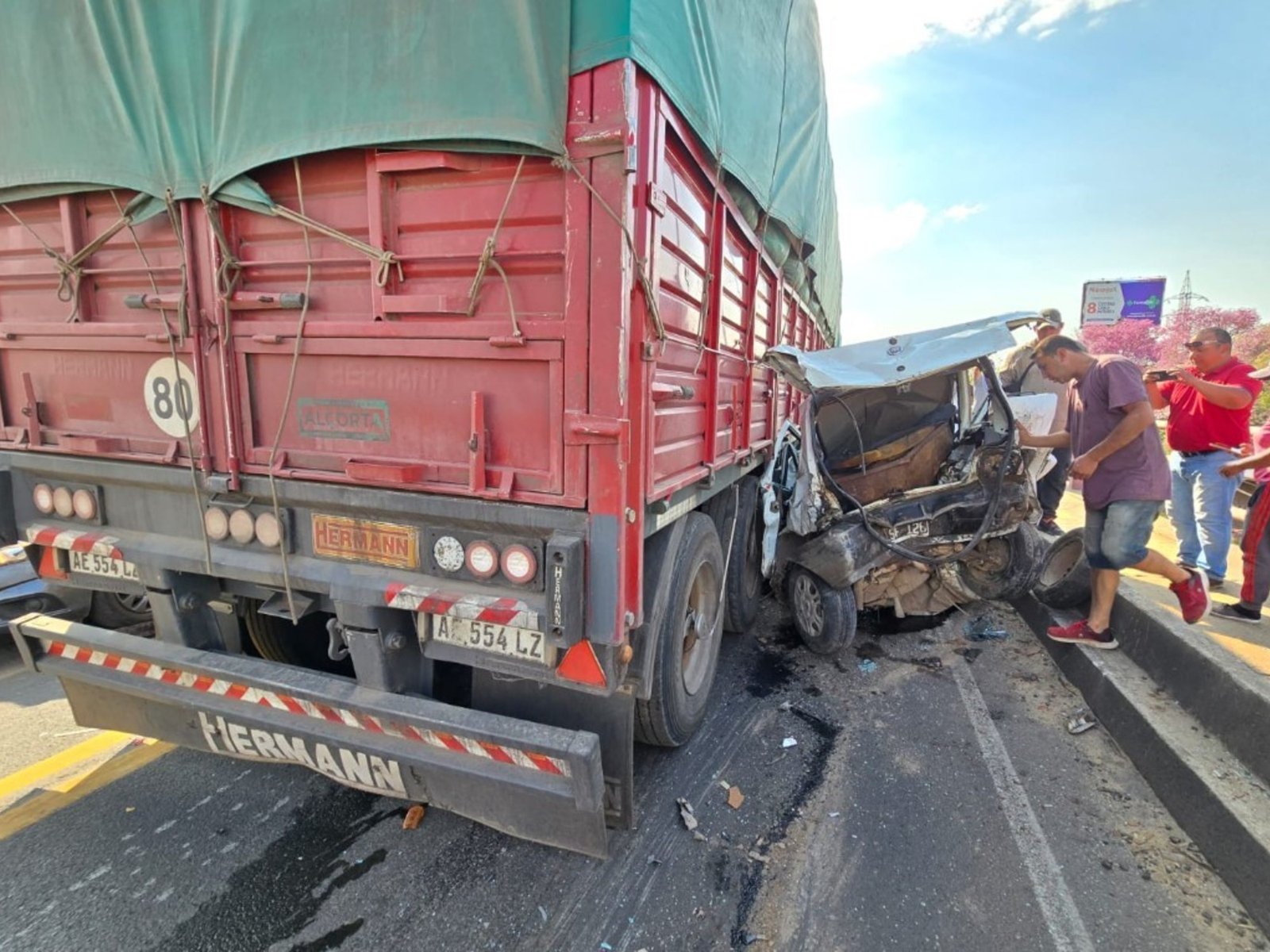 Quién era el motociclista que murió en el choque múltiple en el puente entre Chaco y Corrientes