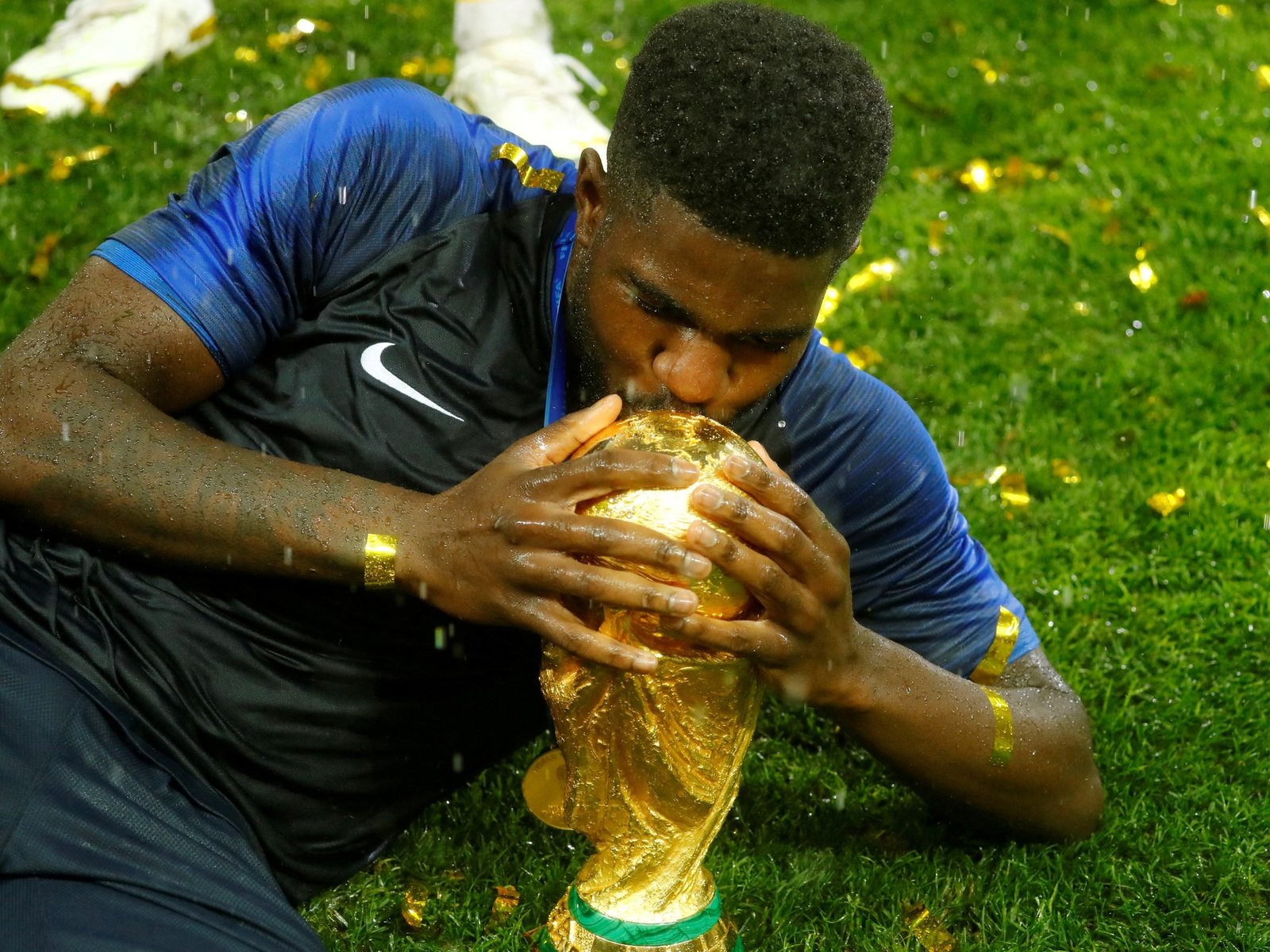 Quién es el campeón del mundo con Francia se retiró del fútbol a los 31 años