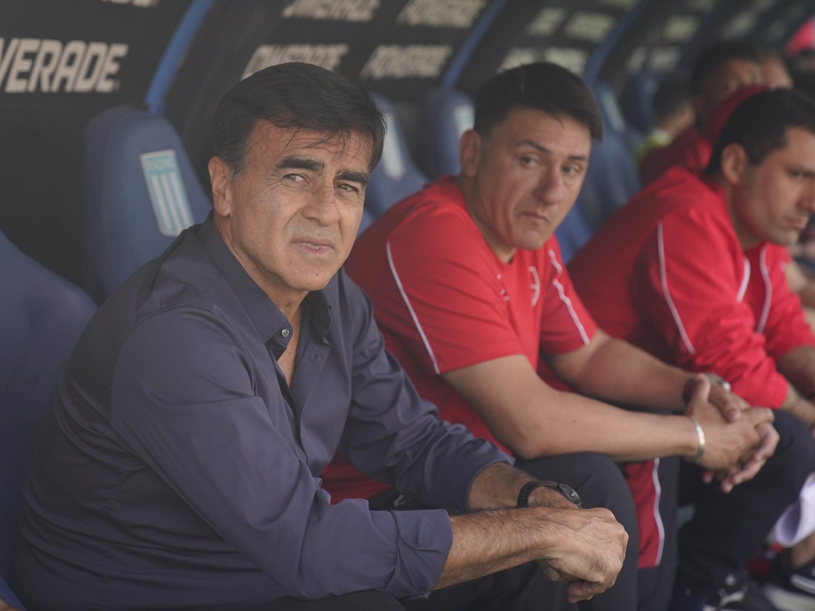 Quinteros, de la bronca por dejar escapar el triunfo al conformismo por el nivel de Independiente en su debut en el clásico