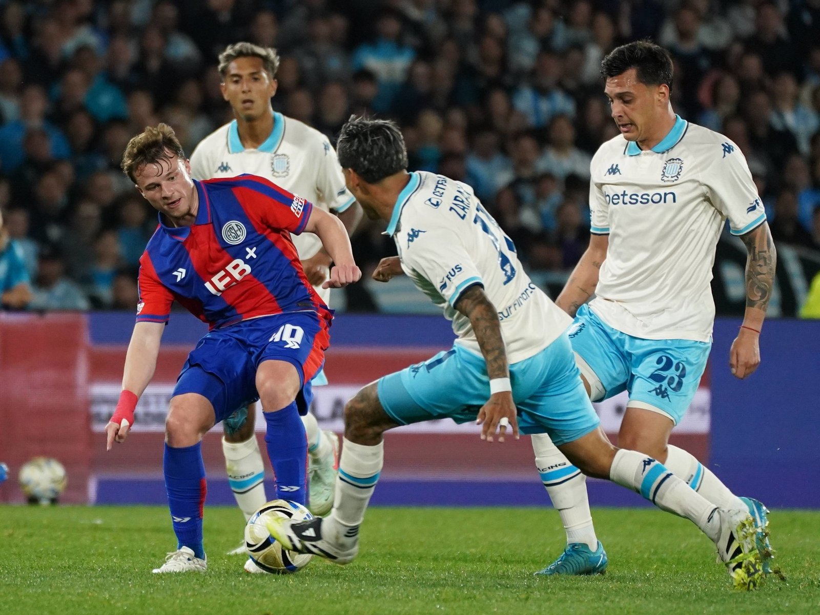 Racing vs San Lorenzo, por el Torneo Clausura 2025: minuto a minuto, en directo